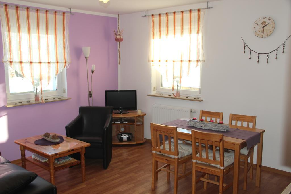 Ferienwohnung Am Erlermuhlenbach Voigtsdorf Exterior photo